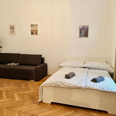 Spacious Apartment - 15 Min To Center ウィーン エクステリア 写真